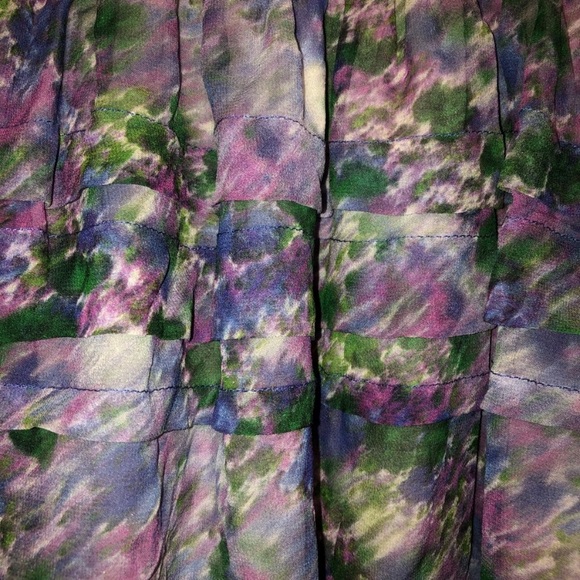 Haniiy 100% Silk Off-The-Shoulder Ruffled Top - Picture 4 of 8